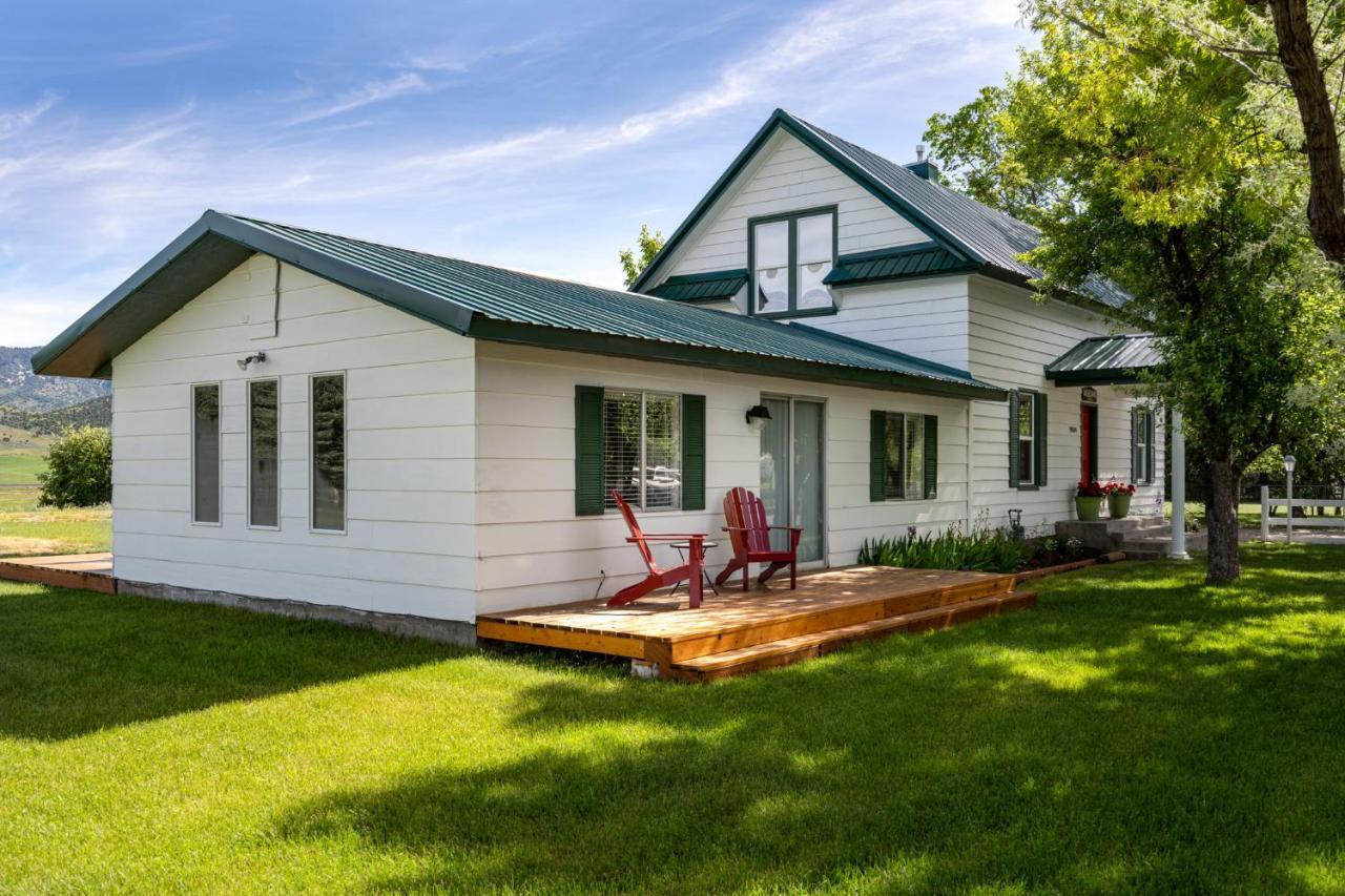 Dempsey Meadows Inn Lava Hot Springs Exterior photo